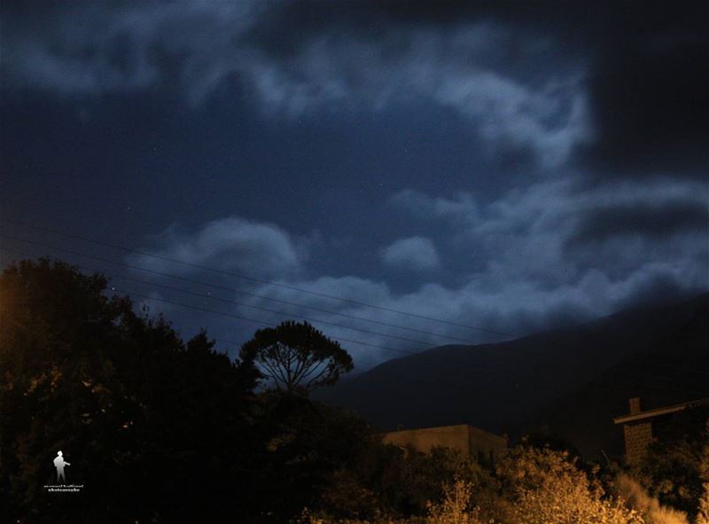 Yesterday night... sky☁  night skyandmoon  chouf jbaa lebanon...