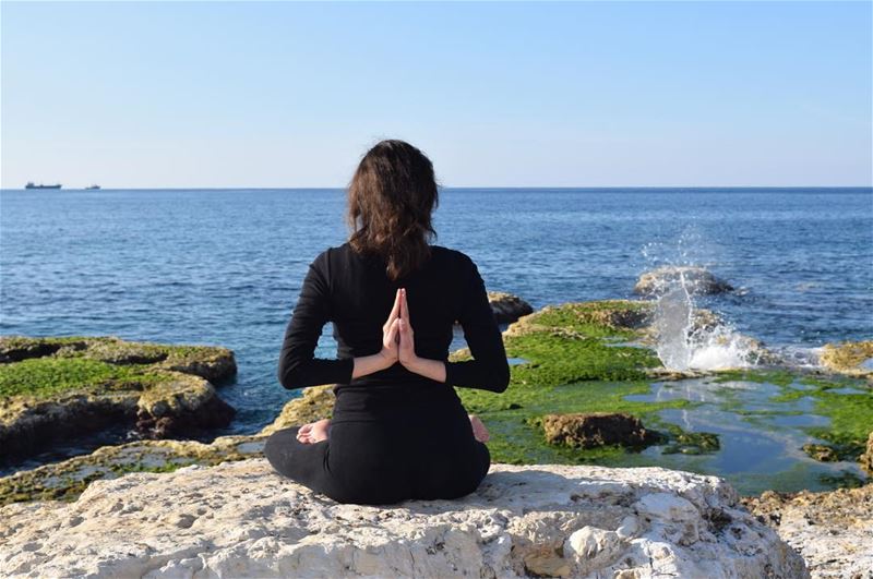  yoga  friend  beautifulview  sea  blue  liveloveyoga  relax  lebanon ...