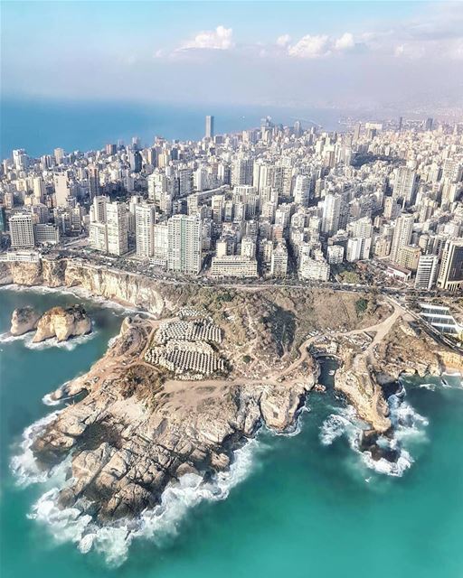You are so beautiful...to meeee...🎶💙🎶Good morning Beirut! 😙By @framew (Beirut, Lebanon)