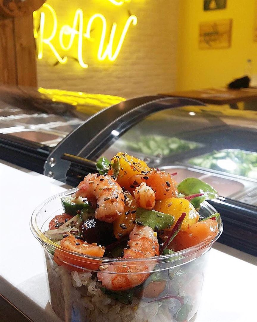 You can never go wrong with building your own bowl 🔥@pokebeirut.... (Beirut, Lebanon)