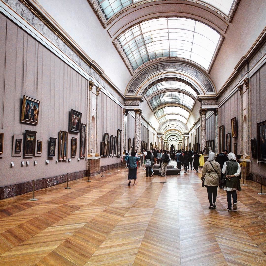 - You should in any case go to the museum often -... louvre  paris ... (Musée du Louvre)