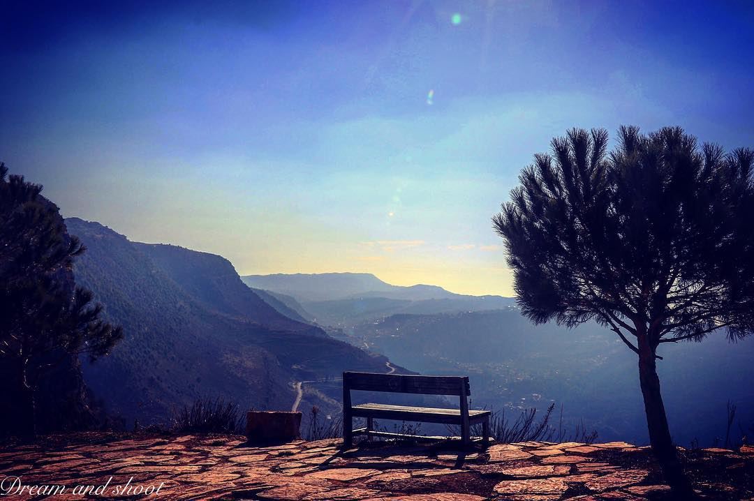 Your are not alone ,God is always there 🙏 canon7dmarkii  followforfollow ... (Niha El Chouf)
