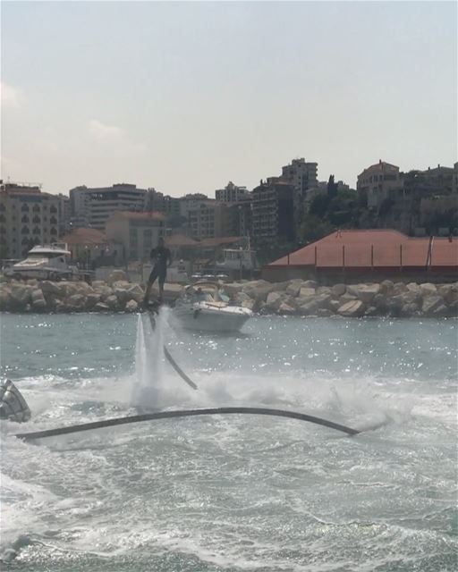 Your body hears everything your mind says...STAY POSITIVE  flyboard ... (Joünié)