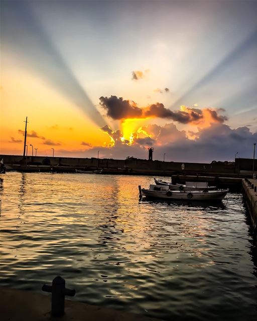 " Your Heart Is Always Stronger Than You Think It Is. Never Lose Hope.... (Mina-batroun)