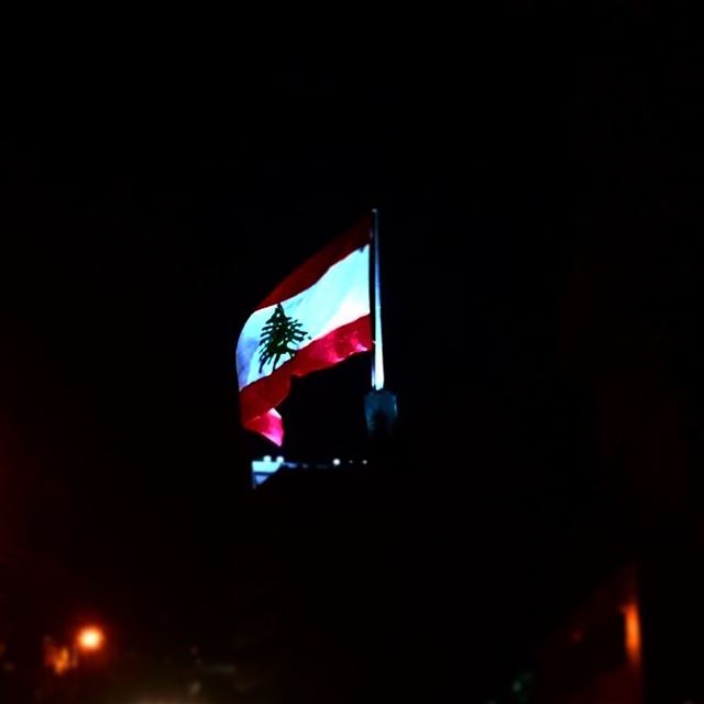 Your light shines even in darkness mylebanon 🇱🇧❤️ lebanon  flag  shine... (Beirut, Lebanon)