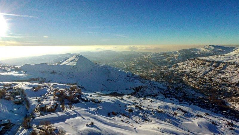 •Zikrayat el chete ❄️•Throwback to the winter❄️_______________________•H (عيون السيمان كفردبيان)