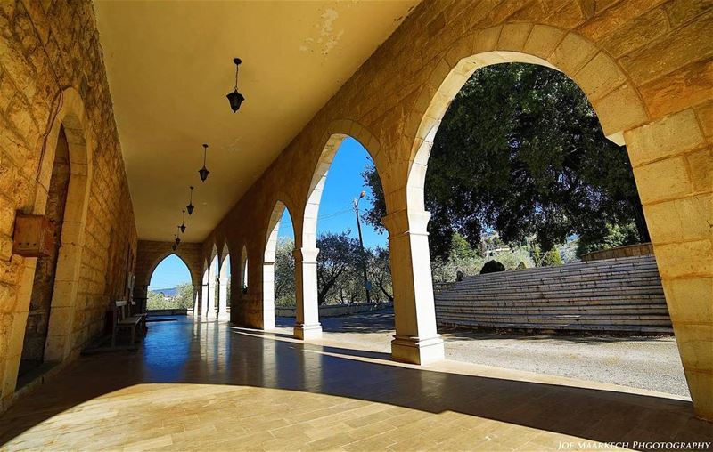 Καλημέρα κόσμε🙂  lebanon  architecture  architecturelovers  monastery ... (El Azra)