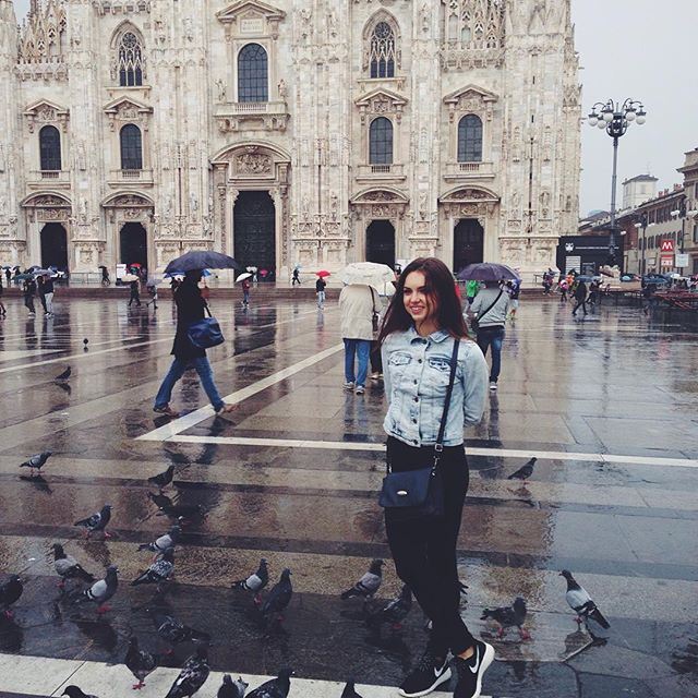 Без голубей никак🙈 (Milan Cathedral)