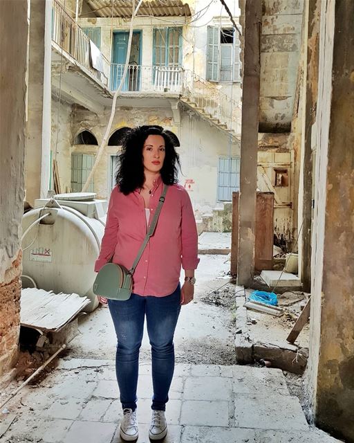 Шел 37 день моего заточения...⠀Колики Рафаэля достигли пика: 5 часов крик (Beirut, Lebanon)