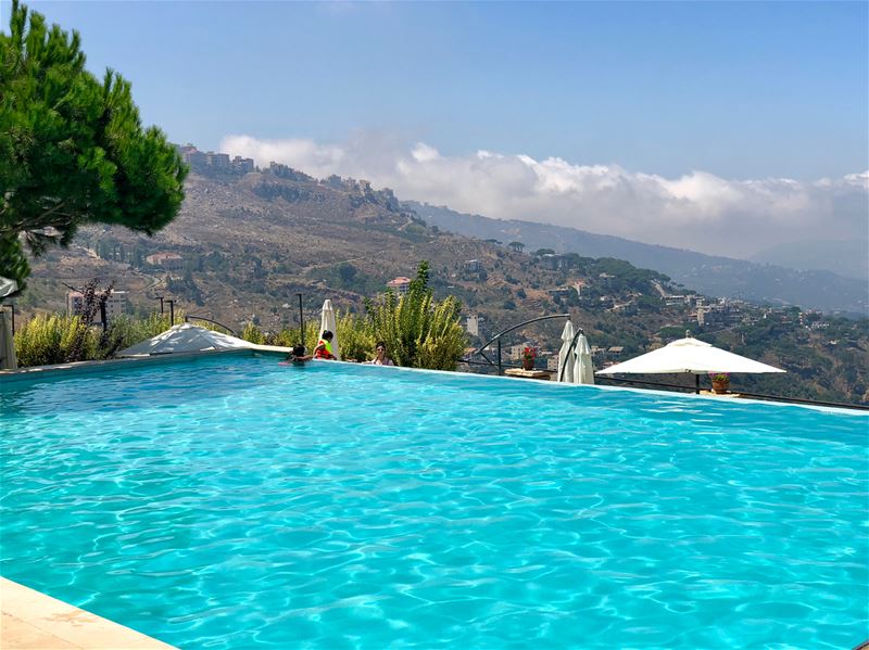 ѕтαтє σf мιи∂ ⛰ (Cherry Blossom Boutique Hotel)