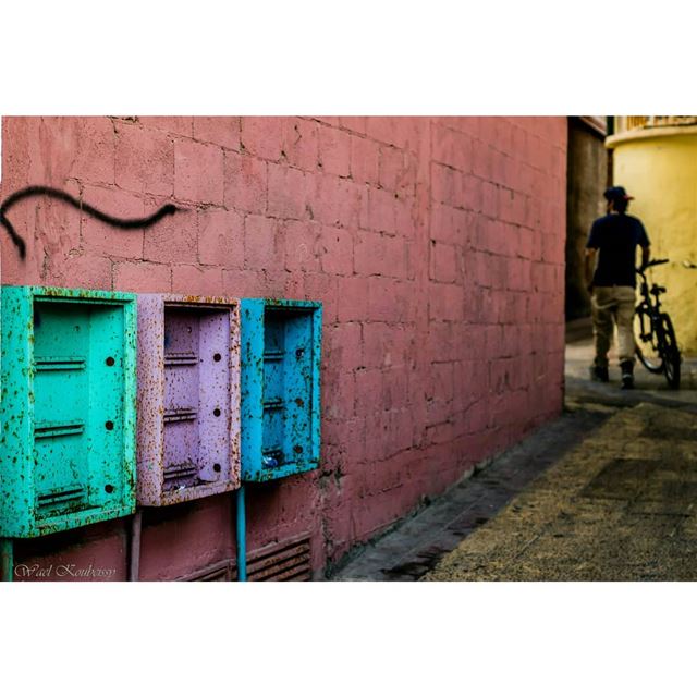 أزقة صور  urban  alley  colors  urbex  street  tyre  urbanwalls  lebanon ... (Tyre, Lebanon)