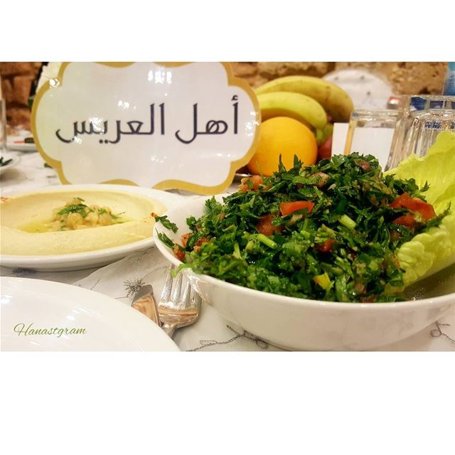 أطيب تبولة ......😋🍋🍋 تبولة  لبنان  اكلات  تصويري  روقان ...