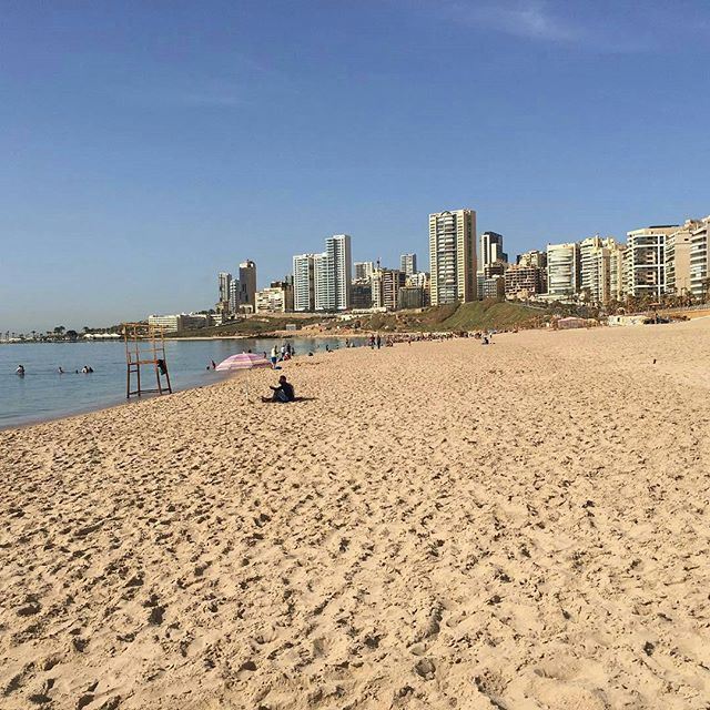 أول أيام الصيفية. (Ramlet Al Bayda Public Beach)