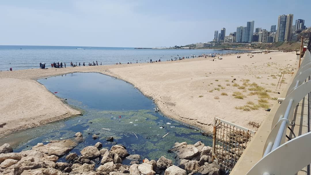 أين هي بلدية  بيروت من ما يجري من مجزرة بحق الشاطئ العام ؟! lebanon ...