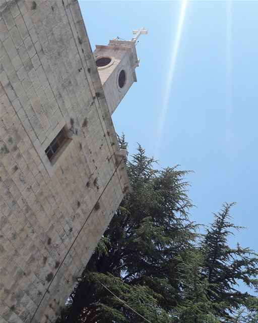 احد مبارك ..THIS PICTURE IS TAKEN BY ME.... welcometolebanon🇱🇧 ... (Jaj, Mont-Liban, Lebanon)