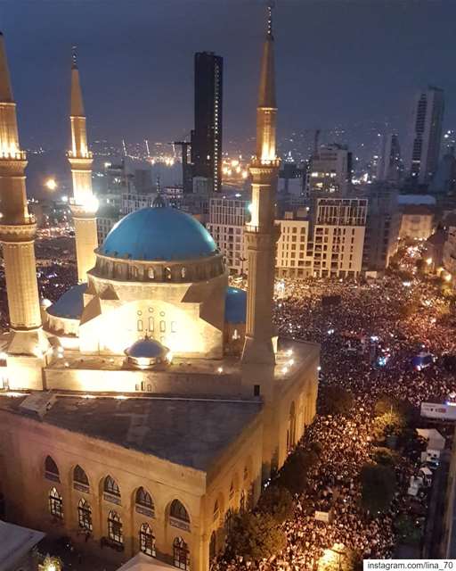 اذا الشعب يوما اراد الحياة ig_respect  ig_lebanon  ptk_lebanon ... (Downtown Beirut)
