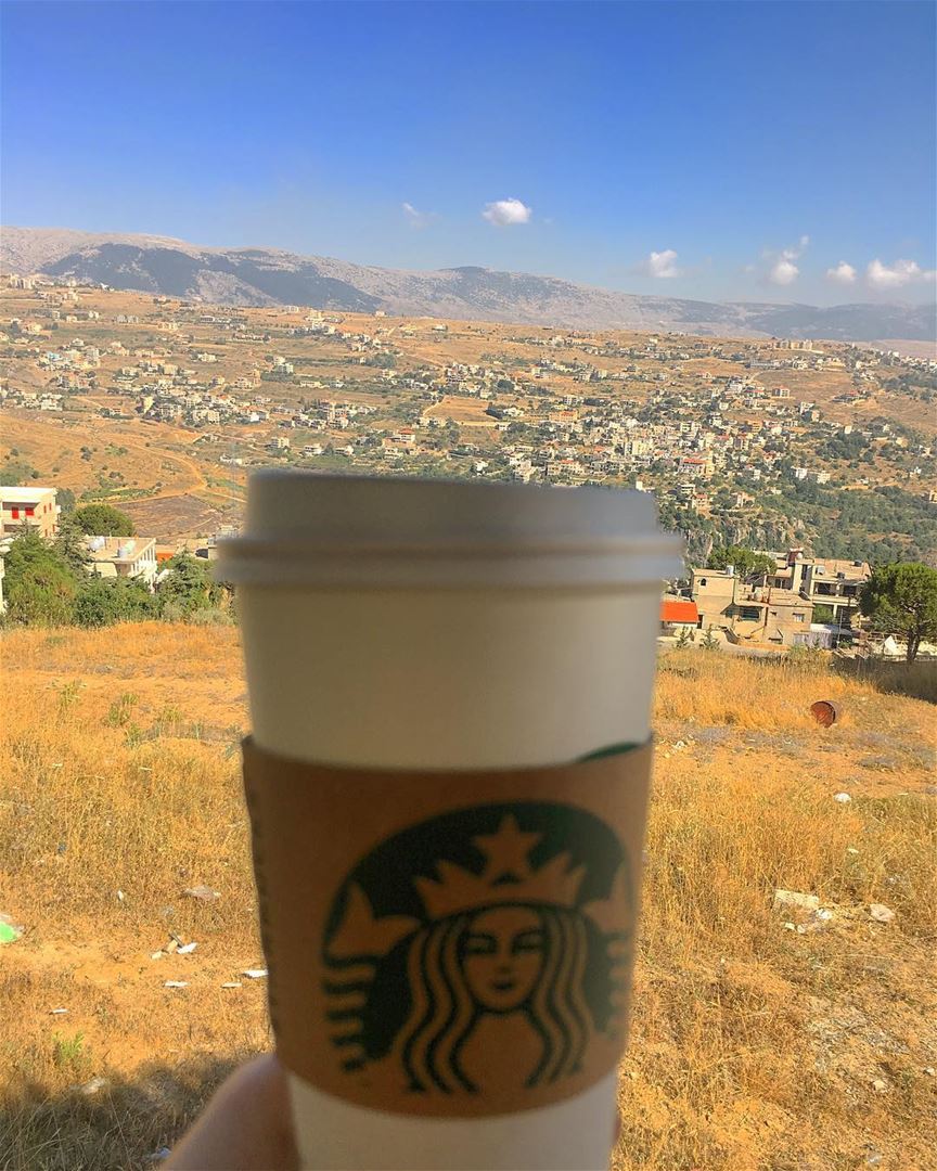 اشرب  القهوة و اوقف العالم لالتقي مع نفسي.. قهوتي  قهوة_المساء  قهوة  م (Bhamdoûn, Mont-Liban, Lebanon)