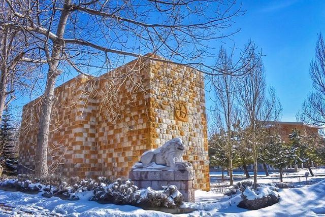 الإقطاع عنّا هو للتّواضع عنوان هو الصدق والعزّ بكل ميدان هو محبّة ومساعدة (Ehden, Lebanon)