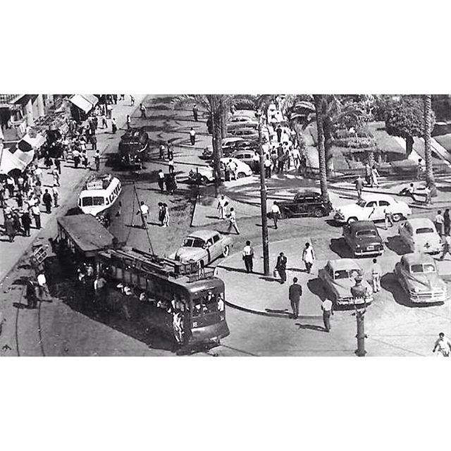 الترمواي في ساحة البرج بيروت عام ١٩٥٥ ،