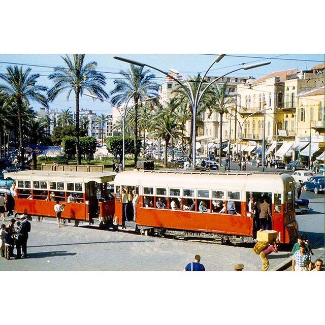 الترمواي في ساحة الشهداء بيروت عام ١٩٦٤ ،