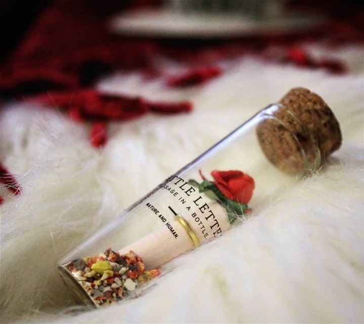 الرسائل المرسلة الى لا تخطئ العنوان... دائماً تصل كما هي... 🌷 قهوه  روقان
