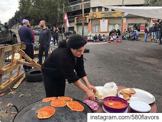  اللبناني_مموّل_الثورة ❤️🇱🇧❤️  lebanon  lebanonrevolution  nabatieh ... (Beirut, Lebanon)