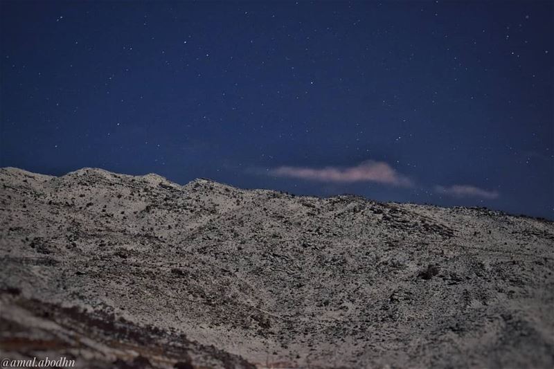 انت لا تعرف حال الناس على الأرض الا اذا عرفت ماذا يقولون حين يرفعون وجوههم... (Mount Hermon)