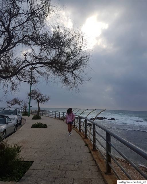بترحلك مشوارقلتلها يا ريت🎶🎶  ig_respect  ig_lebanon  insta_lebanon ... (Tyre, Lebanon)