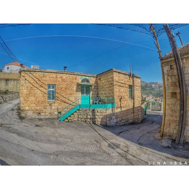 ‏بيت جدو لأبي ‏أبو قاسم قاسم الله يرحمه (Baaloûl, Béqaa, Lebanon)