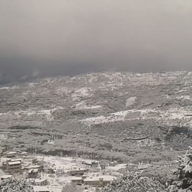  بيتي  صباح_الخير  ثلج  بزبدين  لبنان  lebanon  house  myvillage  myhome ...