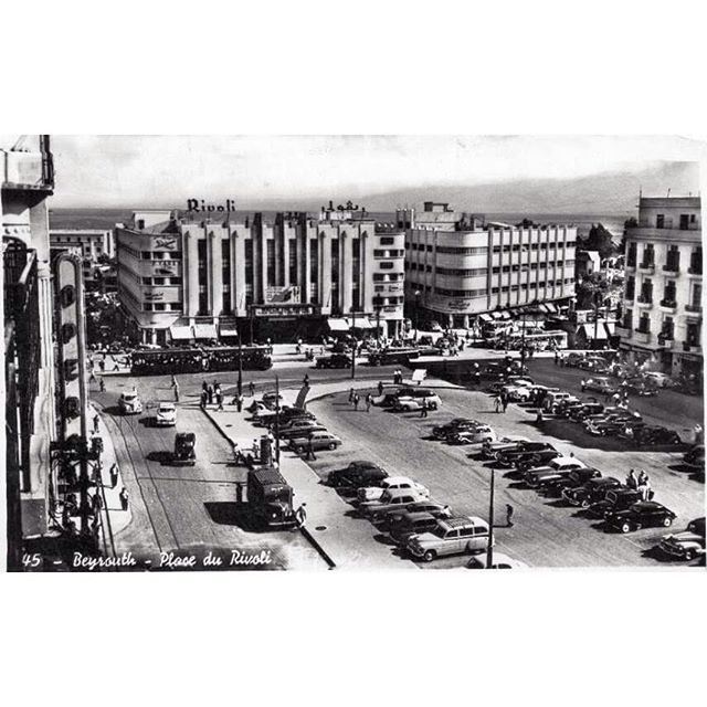 بيروت ساحة الشهداء عام ١٩٥٥ ،