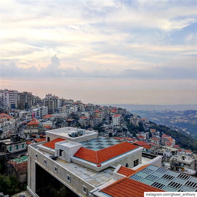 بيوت عاليه🏘️_______________________________ new  post  shot  houses ... (Alley, Mont-Liban, Lebanon)