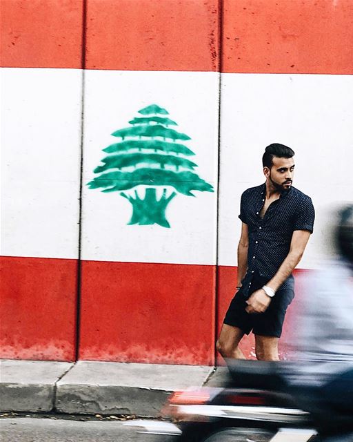 تزور بعض المدن لأنك تريد ان تزورها ، وتزور أخرى لأنها تريدك أن تزور—Some... (Beirut, Lebanon)