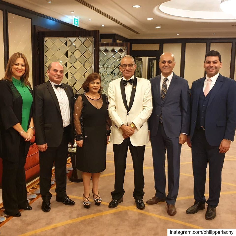 تكريم دكتور ميشال افرام في دبي بجائزة النجمة الذهبية لافضل الممارسات الإدار (Dubai, United Arab Emirates)