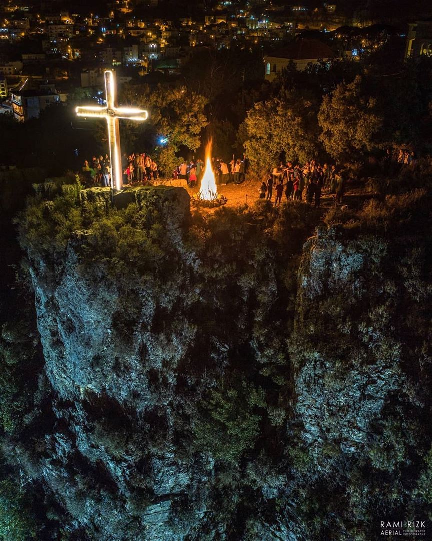 تيضل الصليب على جبالنا علامة ... jezzine  lebanon  dji  drones ... (Jezzîne, Al Janub, Lebanon)