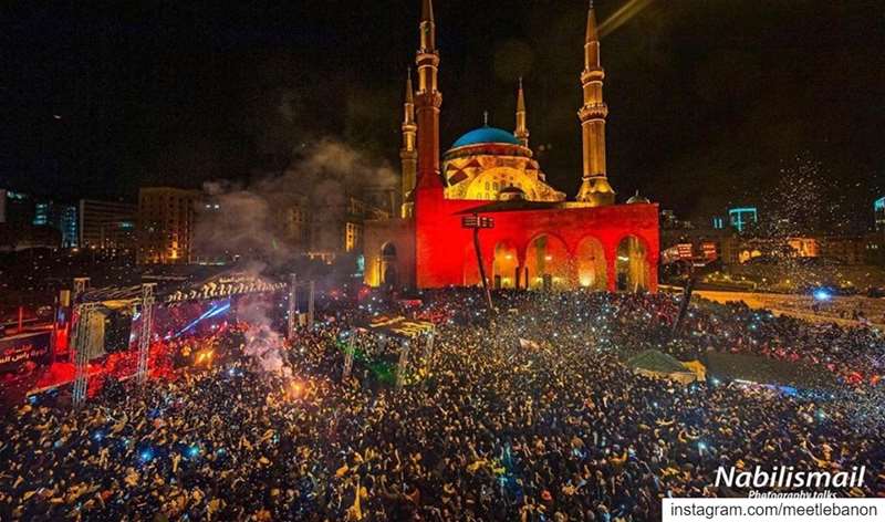 ثورة رأس السنة 🎊🎉❤️ Happy New Year  lebanon ❤️🎄❤️  meetlebanon  ثورة  ثو (Beirut, Lebanon)