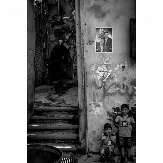 سياسة الفقر وفقر السياسة bnw  children  boys  politics  blackandwhite ...