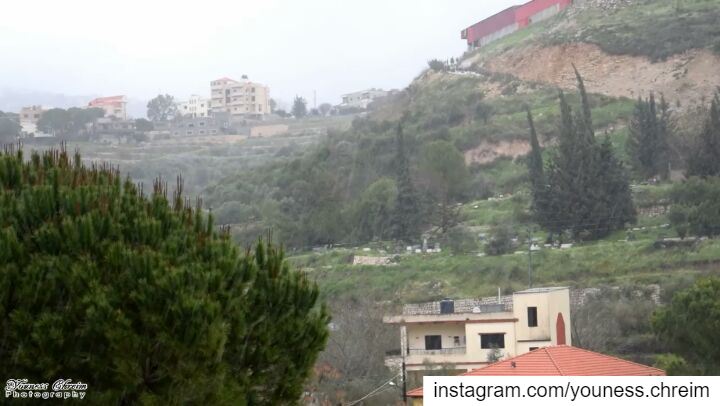 صباح الخير winter  rain  village  lebanon  southlebanon  iklimtouffah ... (Hoûmîne El Faouqa, Al Janub, Lebanon)