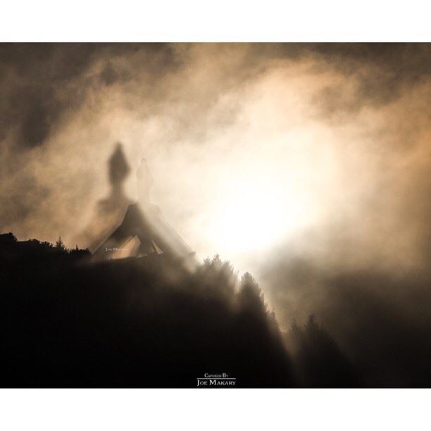 عندما تعزف الطبيعة أجمل سمفونياتها في إهدن ehden  fog  clouds  sun ...