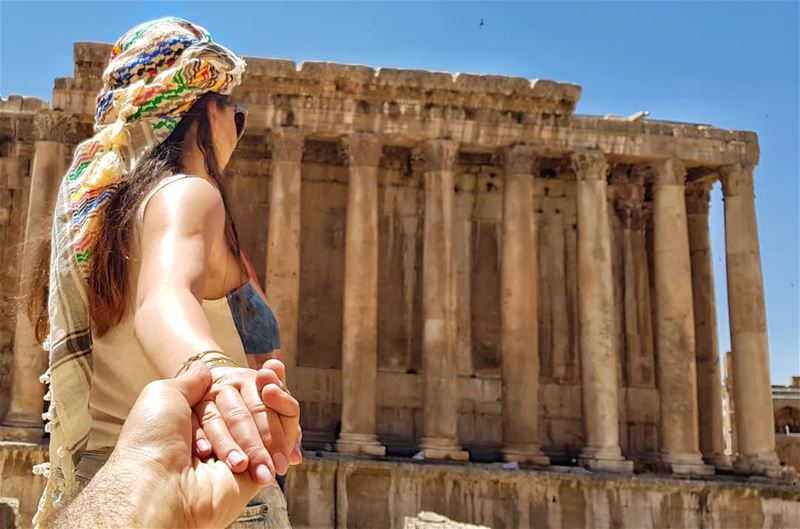 عَ بعلبك  followyouhannazdn  photography  lebanon  photographysouls ... (Baalbek, Lebanon)