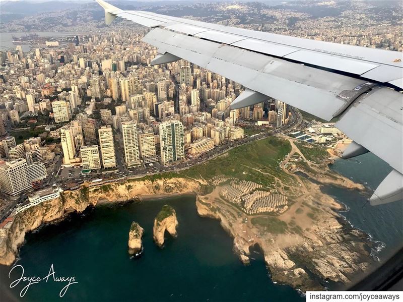 عَ لبنان لاقونا، اشتقنا وطالت غيبتنا It’s that feeling you get as you... (Beirut, Lebanon)