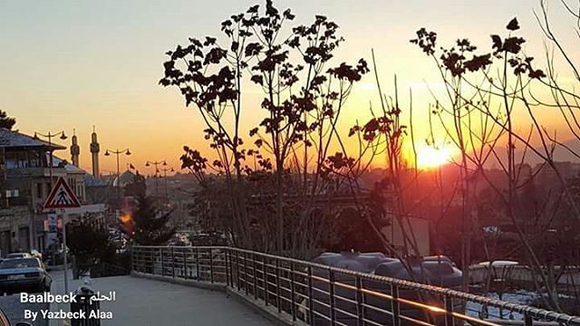 غروب الشمس اليوم في بعلبك  IloveBaalbeck  Baalbeck  livelovebeirut ...