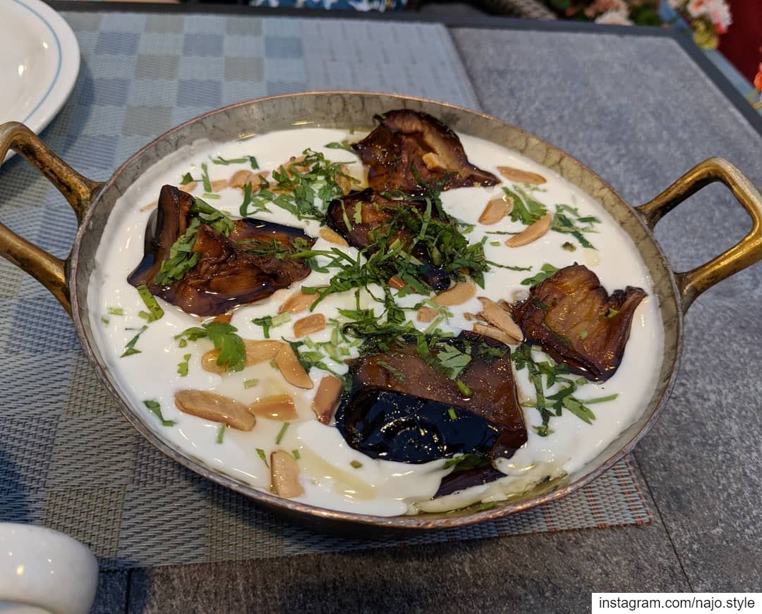   فتة الباذنجان fatteh  eggplants  ramadankarim🌙   yummy  delicious ...