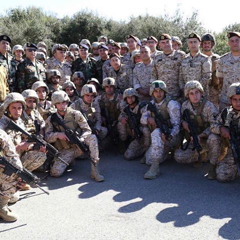 فوج المجوقل- الجيش اللبناني ✌️🇱🇧 الجيش_اللبنانيالجيشلبنانلبنانيالمجوقلlebanesearmylebanese_armylebanonstrongmilitaryarmystrongالنخبة