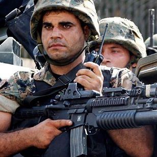 فوج المغاوير - الجيش اللبناني ✌️🇱🇧 المغاويراللبنانيةلبنانالجيشlebanesearmylebanonmilitarygunsm16m4m18weapons