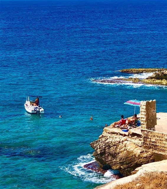  في_بلادي الاحد مريح جداً هنا lebanon  North  Batroun  mediterranean  sea... (Batroûn)