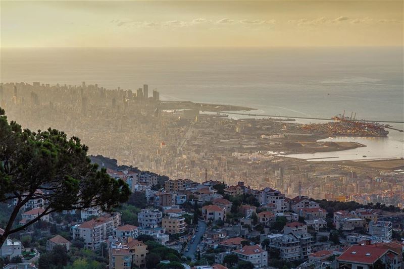  في_بلادي صباح الخير يا  بيروت  بيروت_هيي_الروح  lebanon  lebanese  liban... (Beirut, Lebanon)