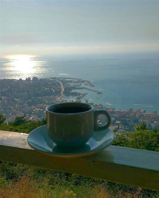 كل شي بوقتو حلو الا  قهوتي حلوة بكل الاوقات.. turkishcoffee ... (Joünié)