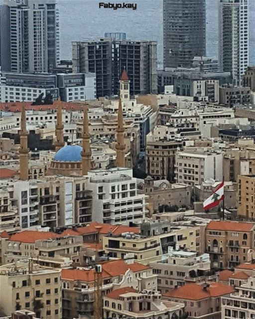 ⏪كل عيد وانتم بالف خير...🇱🇧🇱🇧⏩... (Beirut, Lebanon)