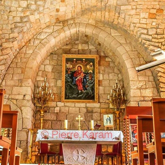  كنيسة  السيدة  قرطبا  لبنان  حجر  قنطرة  مريم  virgin  marry  church ...